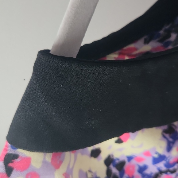 UNICA hiya Pink, purple, white, black pattern blouse cap sleeve Small - Picture 3 of 15